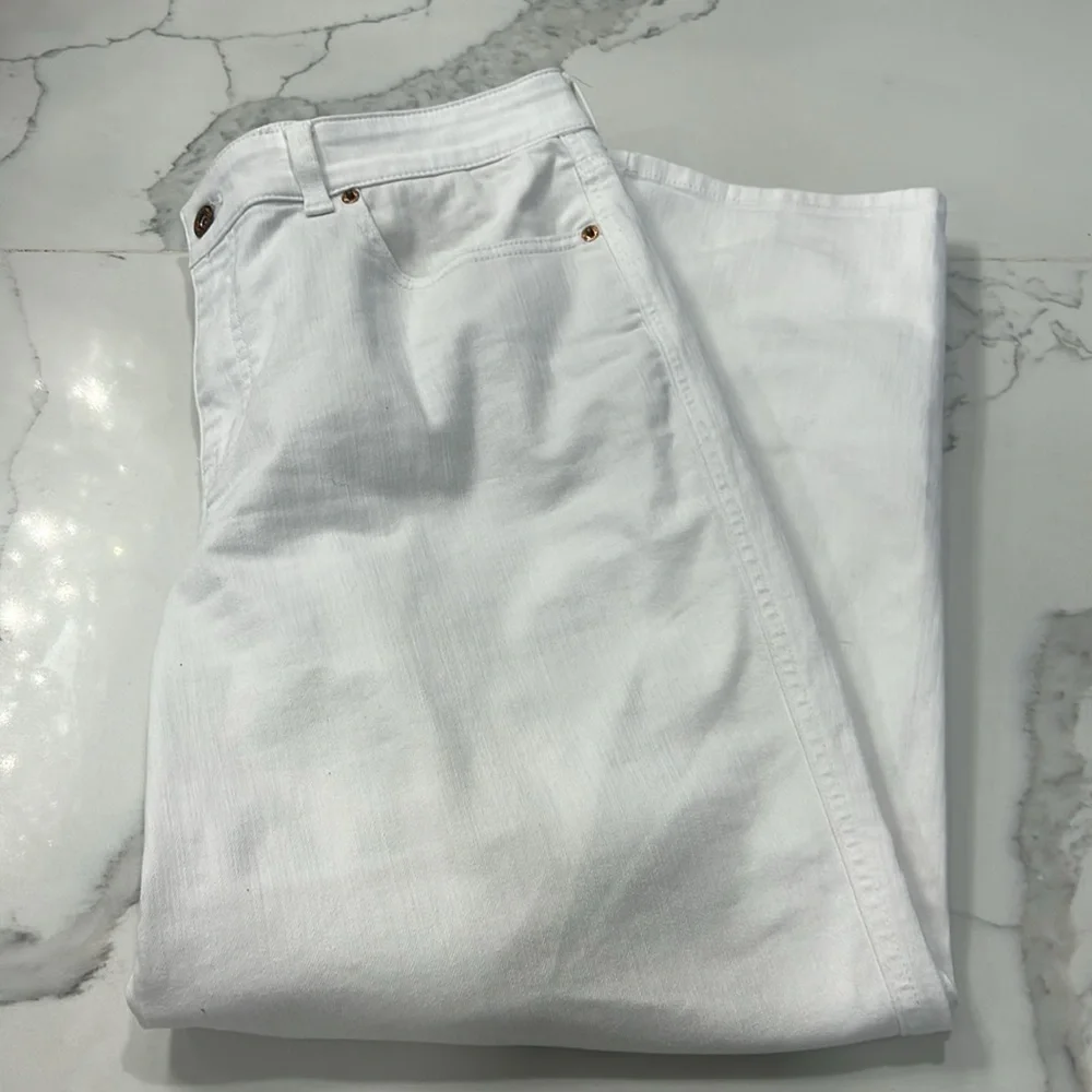 Talbots High Waist Straight Ankle White Jeans. Size 12 - Picture 11 of 14